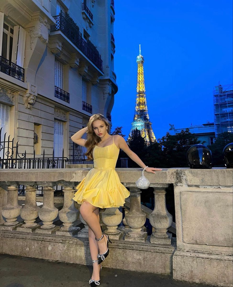 Vestido amarillo de tirantes finos estilo corte A para baile de bienvenida, vestido amarillo de graduación para adolescente Y2364