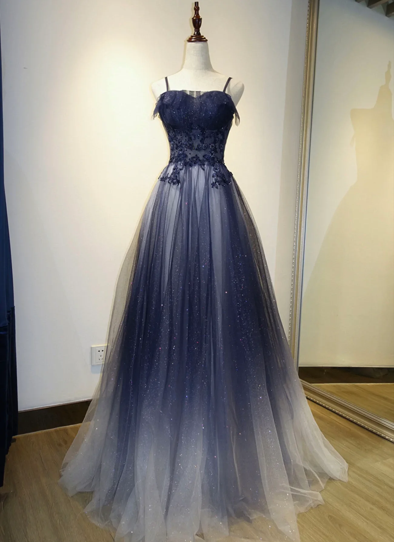 Robe de soirée longue élégante à bretelles en tulle dégradé, robe de bal en tulle trapèze Y1807