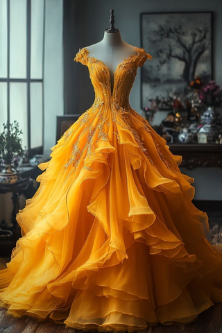 Precioso vestido de quinceañera de baile con apliques de tul en capas y hombros descubiertos Y7809
