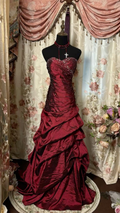 Robe de soirée bordeaux bustier en satin perlé, robe de bal à plusieurs épaisseurs Y7814