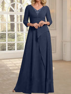 Vestido de gasa de corte A, escote en V, largo hasta el suelo, para la madre de la novia, con plisados ​​y cuentas.
