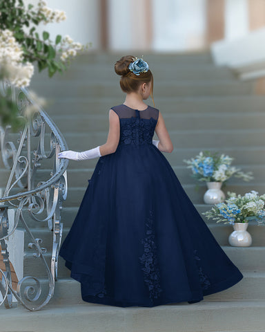 Vestido de baile de princesa Serenity con apliques de encaje y adornos de mariposas 