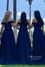 Robes de demoiselle d'honneur longues en mousseline bleu marine, coupe trapèze, épaules dénudées et dentelle