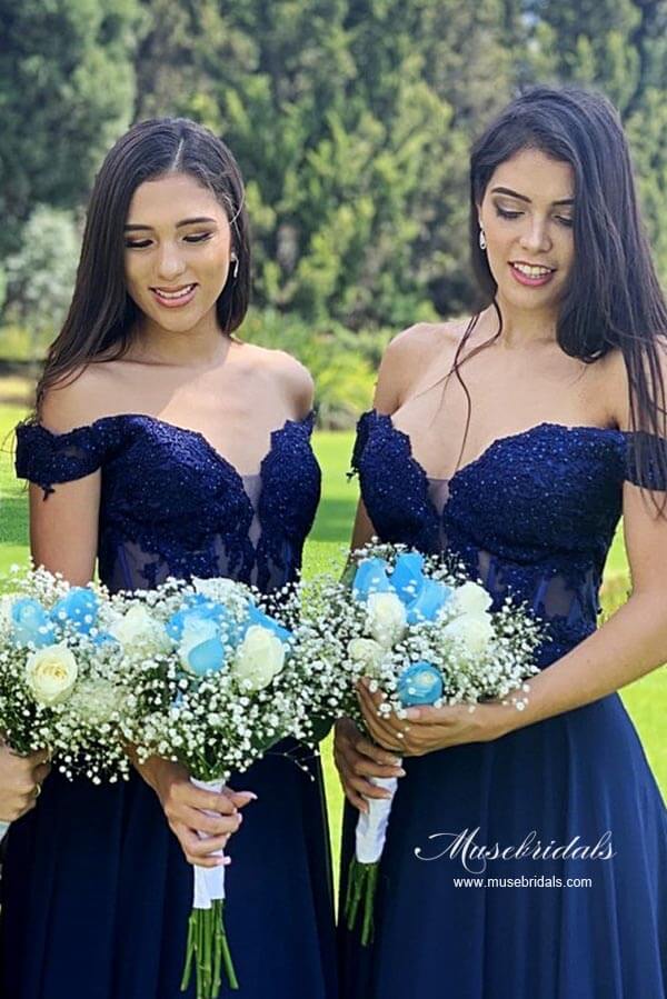 Robes de demoiselle d'honneur longues en mousseline bleu marine, coupe trapèze, épaules dénudées et dentelle
