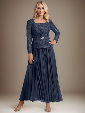 Vestido de gasa corte A, largo hasta el tobillo, para la madre de la novia, con pliegues. 