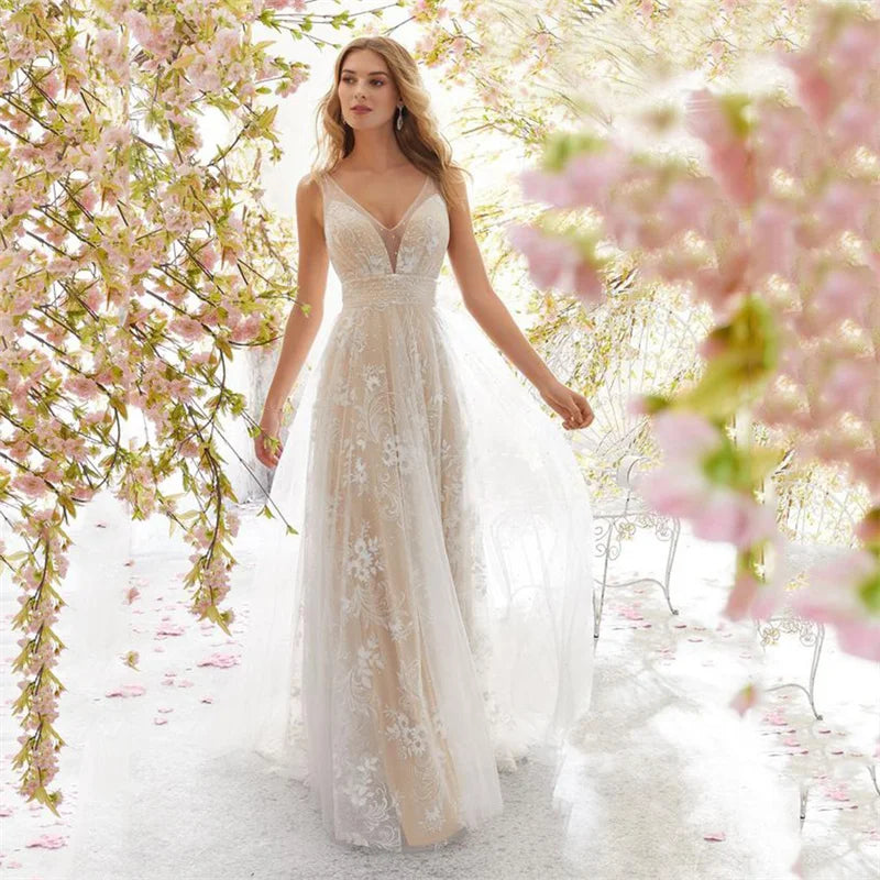 Nouvelle robe de mariée européenne et américaine, sexy et tendance, col en V, sans manches, en dentelle.