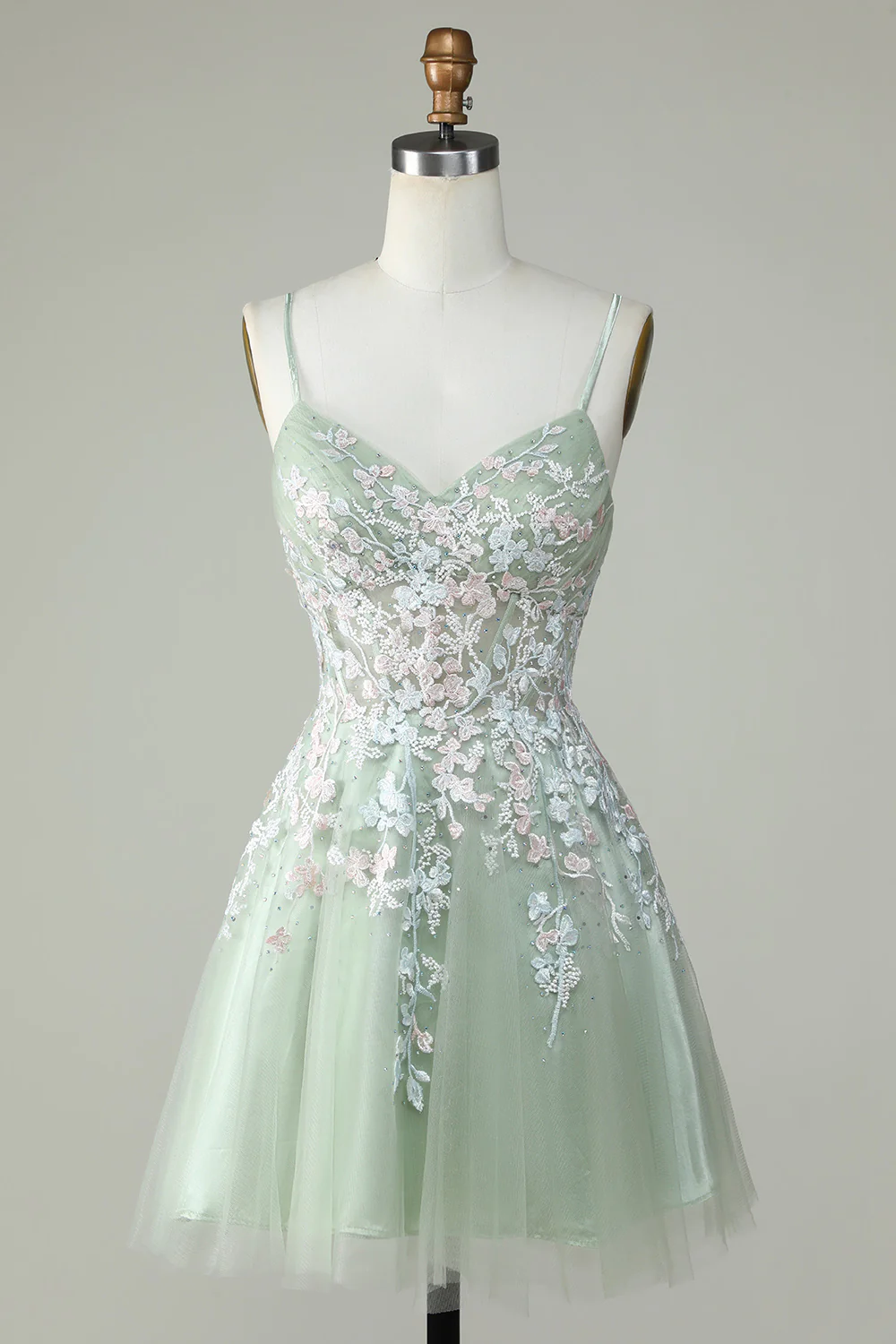 Vestido de fiesta color verde salvia con tirantes finos y espalda cruzada Y2925