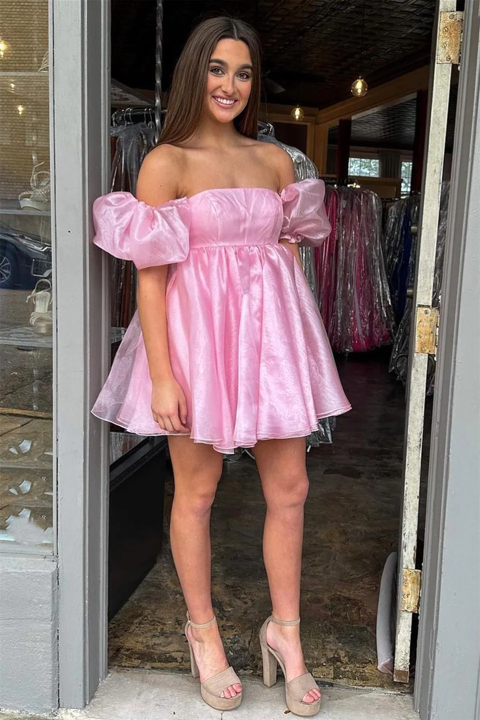 Robe de bal rose à col carré et manches ballon, coupe trapèze, référence Y2434