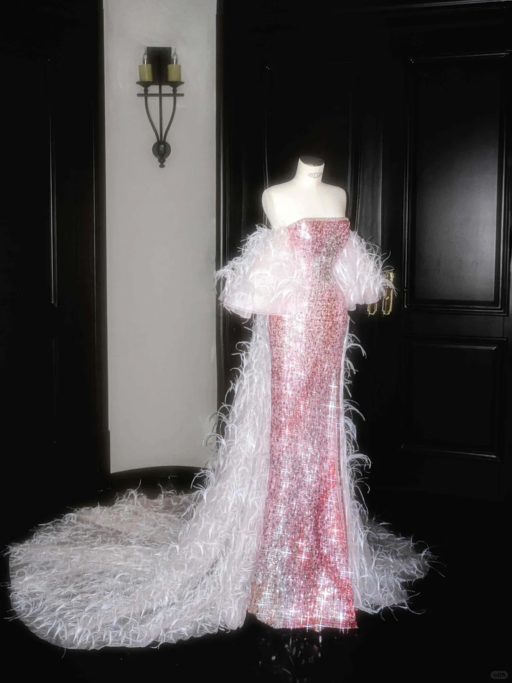 Fairy Pink Strapless Sequins Feathers Mermaid Evening Dress Slit Prom Dress Y8660