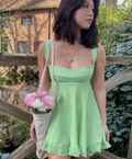 Vestido de fiesta corto verde de corte A, sin espalda, modelo Y2510