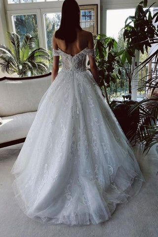 Vestidos de novia con hombros descubiertos, tul, apliques blancos y pedrería WD579