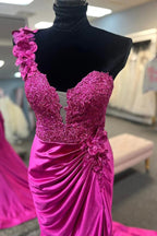 Robe de bal rouge plissée en dentelle florale 3D asymétrique avec fente