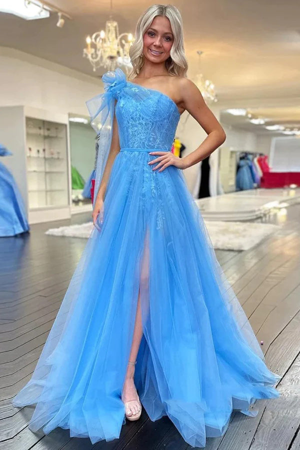 Vestido largo de fiesta azul de encaje con un solo hombro y abertura PSK537