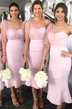 Vestido de dama de honor rosa de corte sirena y largo hasta la rodilla VMB64