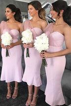 Vestido de dama de honor rosa de corte sirena y largo hasta la rodilla VMB64
