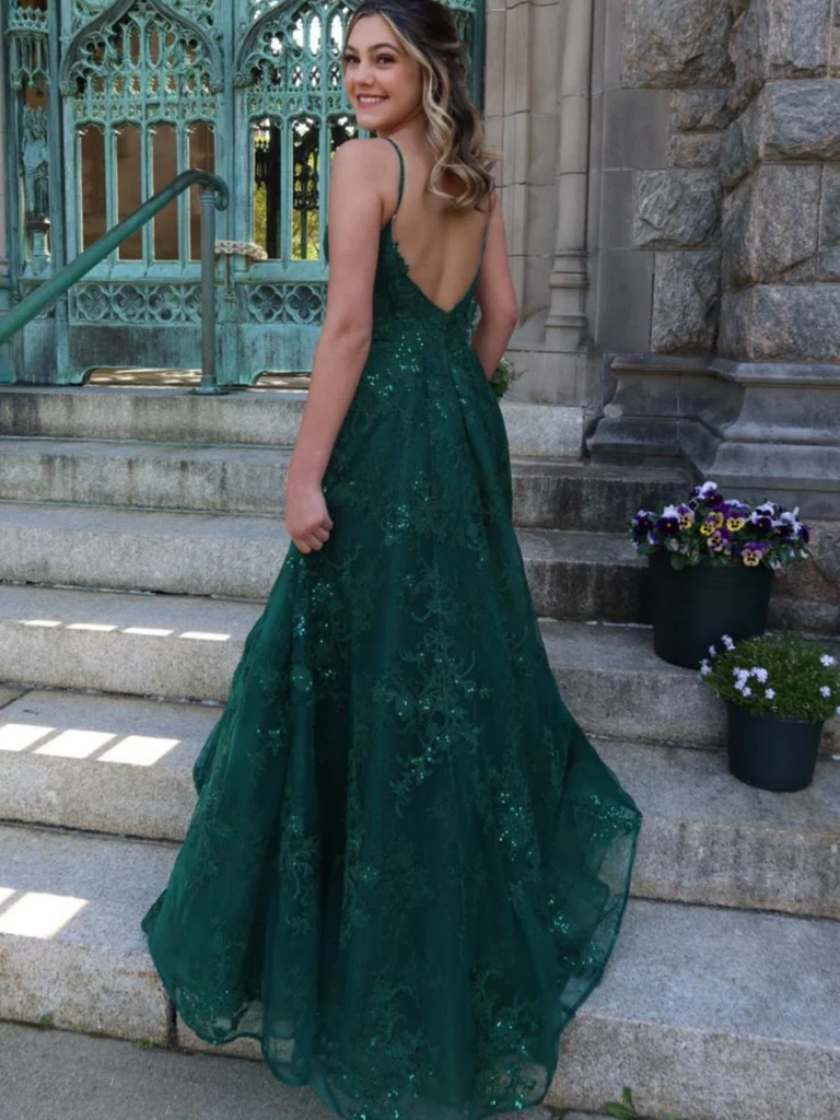 Vestidos largos de fiesta de encaje verde con escote en V y corte en A, vestidos formales de encaje verde, vestidos de noche verdes Y4079