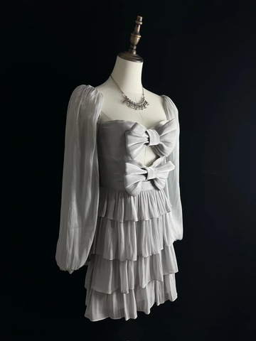 Lindo vestido corto de fiesta con lazo de tul gris plateado, corte en A y capas, estilo vestido de bienvenida Y8651