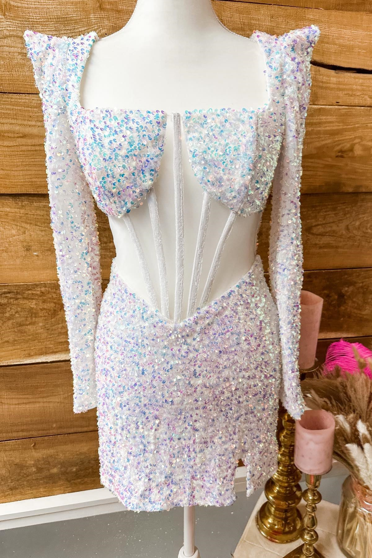 Vestido de fiesta de bienvenida con lentejuelas blancas iridiscentes, manga larga y escote cuadrado Y2677