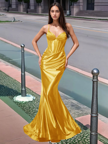 Vestido largo de sirena con escote en V plisado y boiced para baile de graduación
