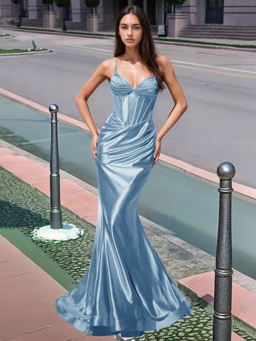 Vestido largo de sirena con escote en V plisado y boiced para baile de graduación