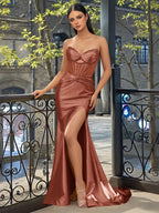 Robe de bal longue sirène bustier à découpe devant