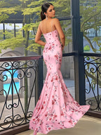 Robe de bal sirène sexy à bretelles spaghetti et imprimé corsage