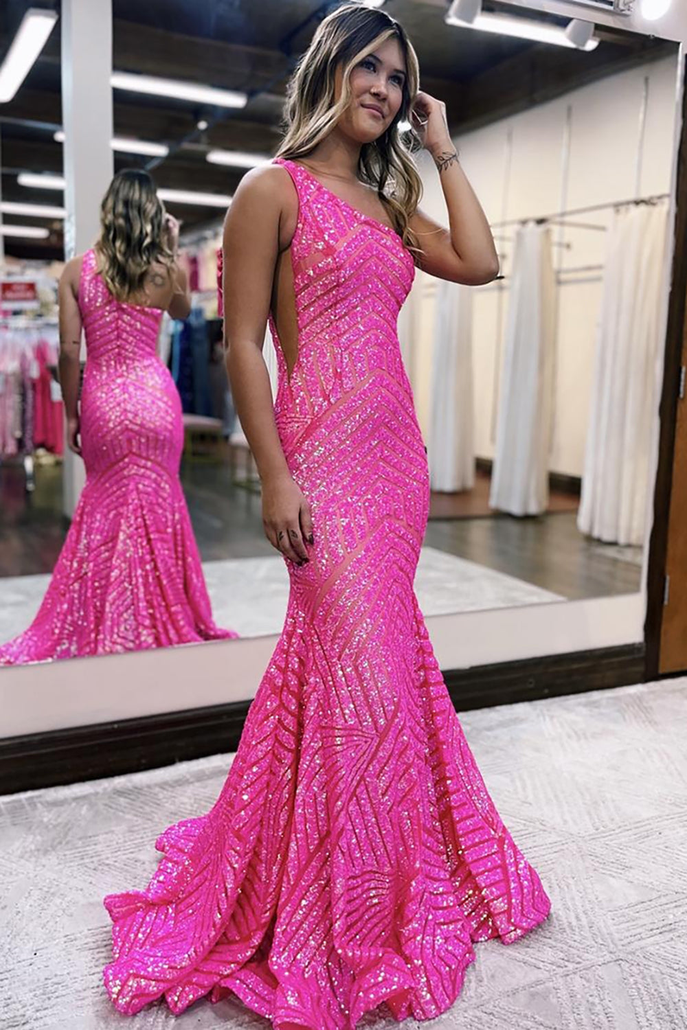 Robe de bal longue sirène à paillettes asymétrique