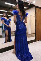 Robe de bal sirène longue corsetée à sequins épaules dénudées et plumes