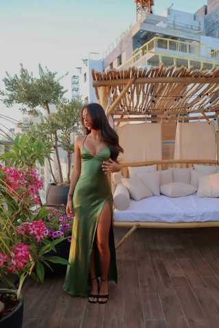 Vestido de fiesta verde sexy con tirantes finos y abertura larga Y7912