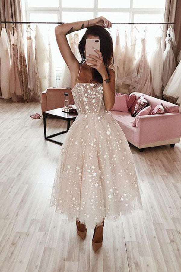 Robe de bal de promo en tulle rose perle, coupe trapèze, bretelles spaghetti, longueur thé