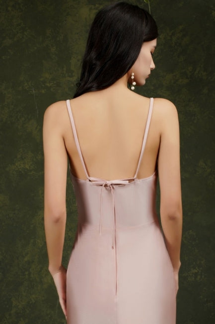 Vestidos de fiesta de sirena de satén rosa sin mangas con tirantes finos