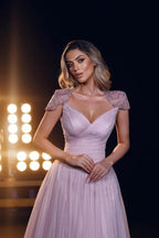 Robe de bal princesse rose coupe trapèze en cœur