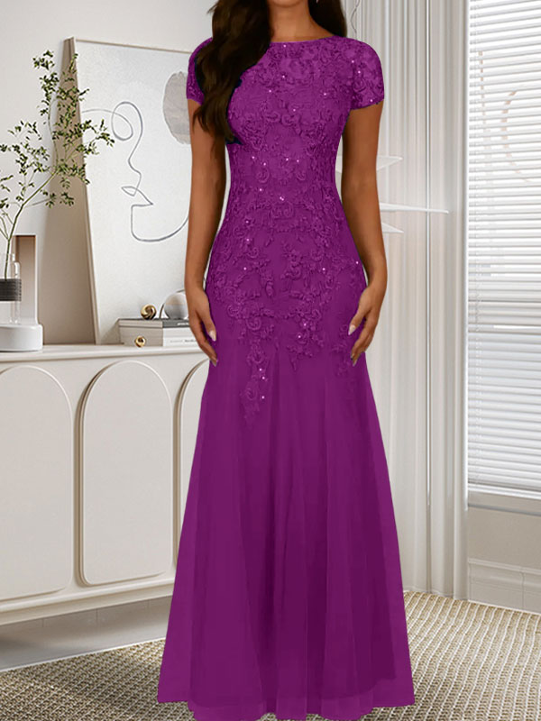 Vestido de tul con lentejuelas y escote sirena azul marino oscuro