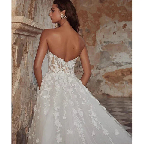 Magnifique robe de mariée sirène à épaules dénudées, sans manches et traîne courte, style princesse romantique, personnalisable