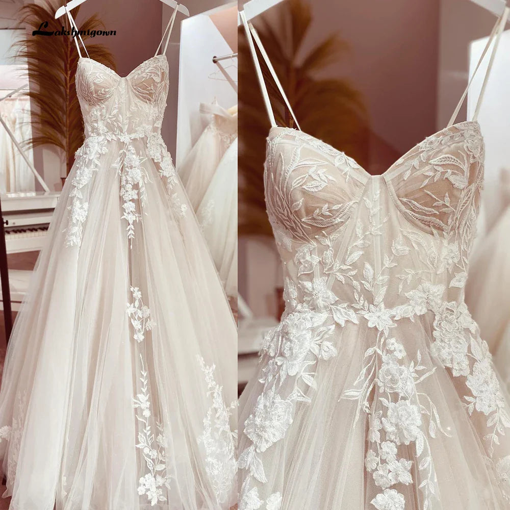 Robe de mariée princesse en dentelle, robe de mariée à bretelles spaghetti, traîne chapelle, robe de mariée en tulle champagne, Lakshmigown 