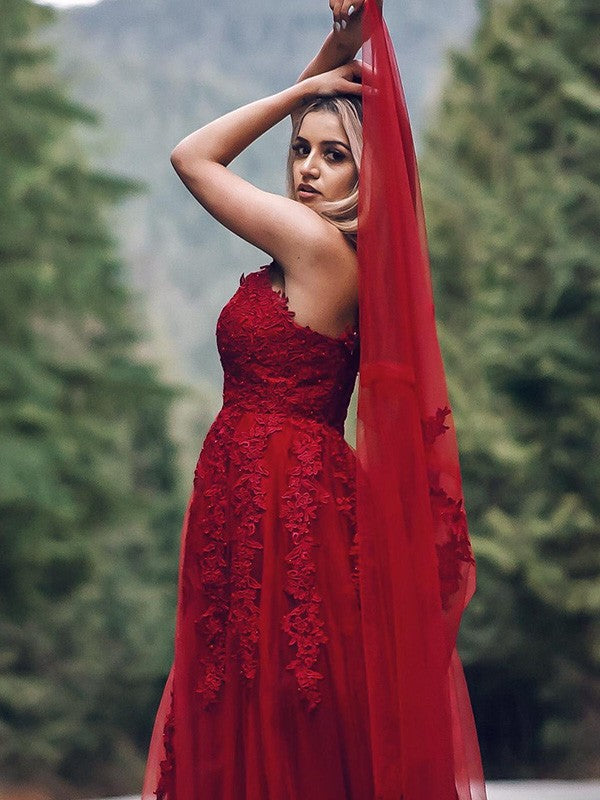 Vestidos largos de tul con apliques SYP131