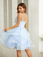 Vestidos hasta la rodilla con escote en V y apliques SYH58 
