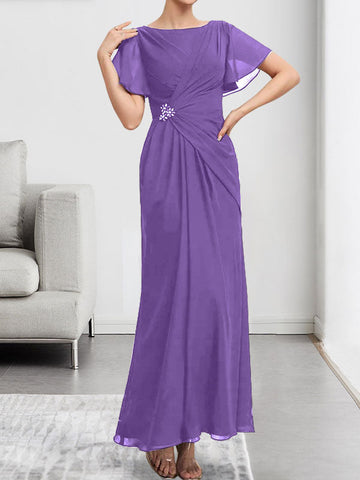 Vestido de novia de corte A, escote redondo ilusión, largo té, de gasa, encaje, con lentejuelas y pedrería.