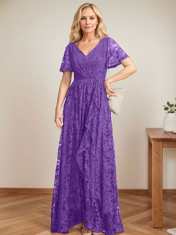 Robe de mère de la mariée asymétrique en dentelle, coupe trapèze, col en V et volants cascade 