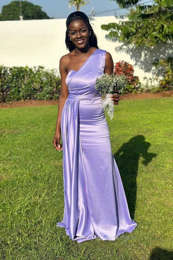 Vestidos de dama de honor largos hasta el suelo, corte sirena, de satén morado con un solo hombro