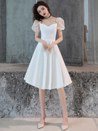 Vestido corto de satén blanco para baile de graduación, vestido blanco para fiesta de bienvenida Y2423
