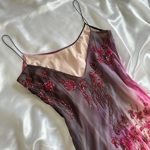 Precioso vestido de noche de gasa con tirantes finos y cuentas, estilo sirena, modelo Y8222