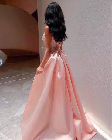 Vestido de noche de fiesta formal de Dubái, estilo corsé, sin tirantes, color rosa bebé, satén, estilo Arabia Saudita, con lentejuelas brillantes (Y4887)