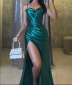 Vestido largo de noche de satén verde oscuro estilo sirena con tirantes finos Y6009