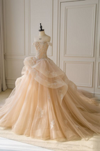 Robe de bal champagne clair à épaules dénudées, sublime robe pour Sweet 16, 450 £