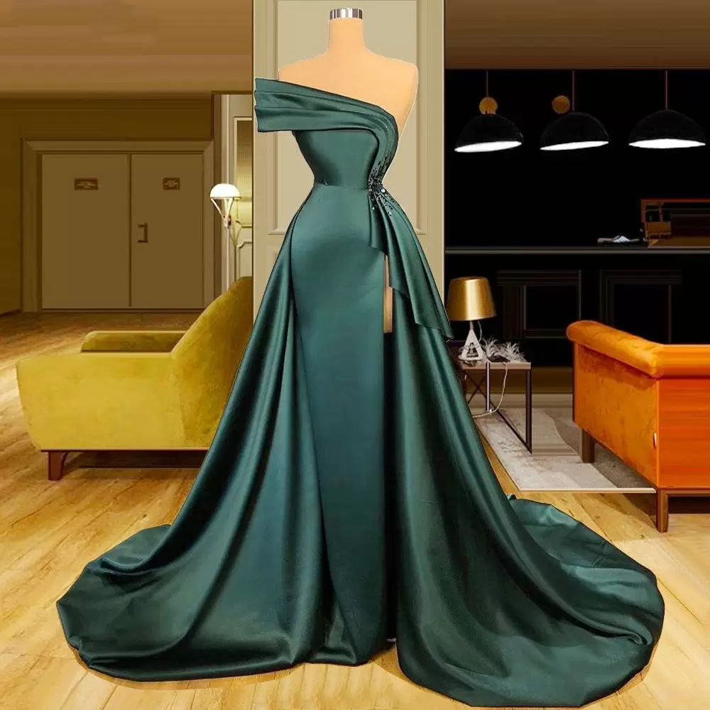 Nuevos vestidos largos de noche de satén, elegantes vestidos de noche con fruncido, cuentas de cristal, abertura en un solo hombro, vestidos de fiesta formales para mujer S23314