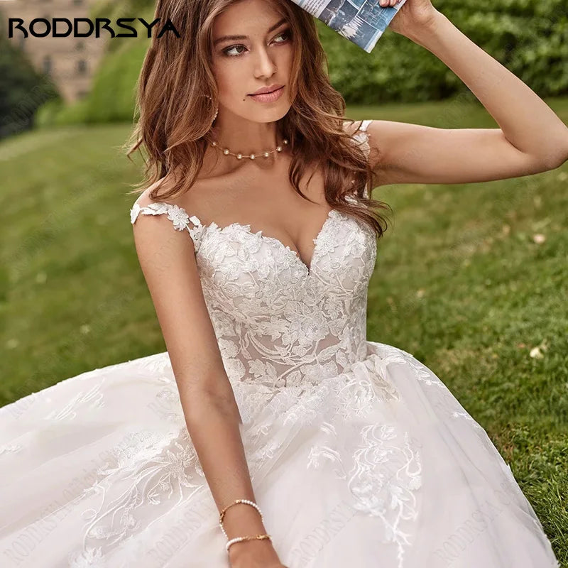 Beach Cap Sleeves Wedding Dresses Illusion Lace Buttons Back Bridal Gown Women Appliques Tulle vestidos de novia playa
