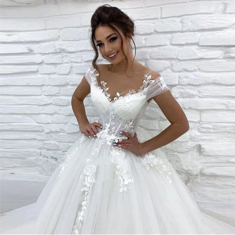 Ramanda Elegant V-Neck Sleeveless Wedding Dress For Bride 2023  A-Line Floral Lace Appliques Buttons Back  Vestido De Novia