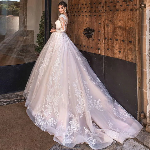 Ramanda Exquisite Lace Appliques Ball Gown Long Sleeves Wedding Dress For Bride Buttons Illusion Back Court Train Bridal Gown