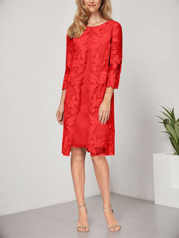 Vestido de corte A, escote redondo, largo hasta la rodilla, de gasa y encaje, para la madre de la novia, con chaqueta. 